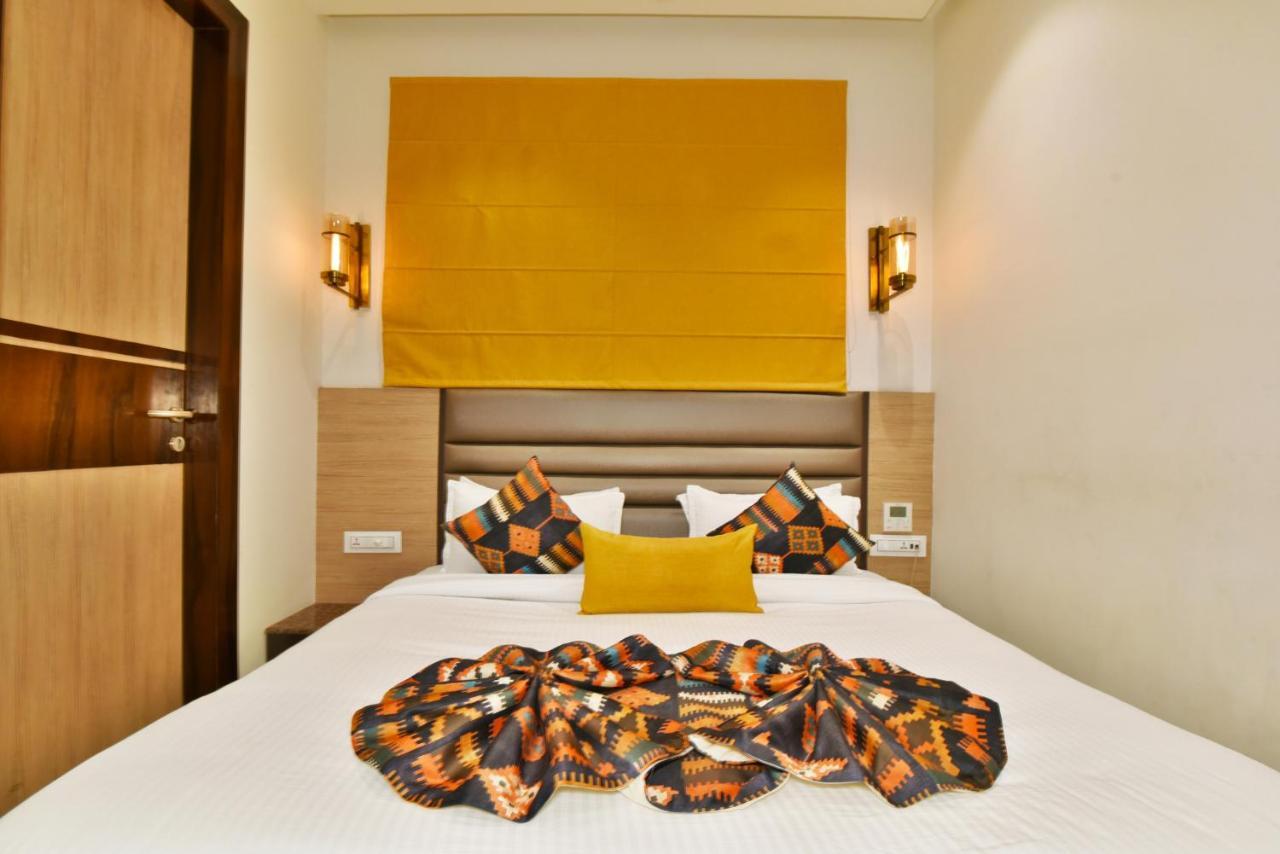 Hotel Infa - 400M From Golden Temple Amritsar Exterior foto