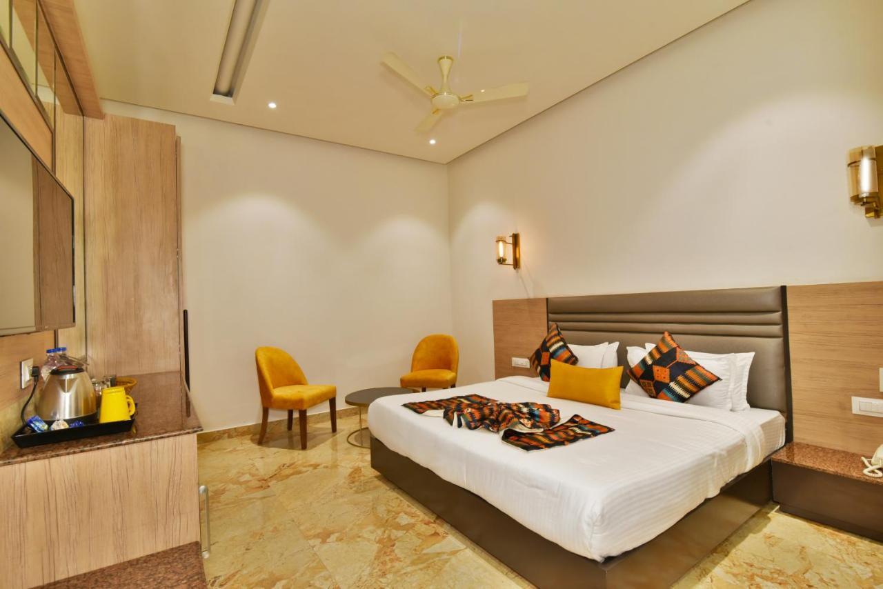Hotel Infa - 400M From Golden Temple Amritsar Exterior foto